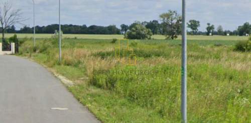 Żórawina, działka budowlana 1531 m2, media