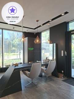 Elegancki lokal z witryną przy ulicy
