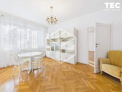 Przedwojenna elegancja w sercu Warszawy   88 m w Domu Oficerskim
