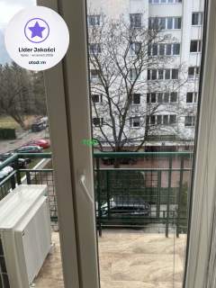 Dwustronne z oddzielną kuchnią, piwnica i parking