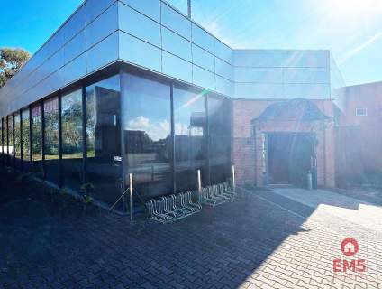 Budynek 800 m2 handel-usługi-produkcja