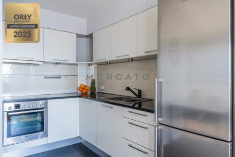 Apartament przy placu Grzybowskim