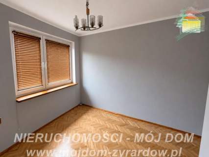 PRZESTRONNY DOM W ŻYRARDOWIE