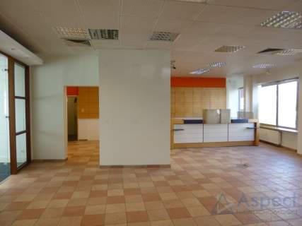 Lokal w ruchliwym miejscu, 174 m2, Pomorzany