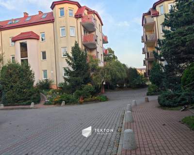 Przestronne 47 m z balkonem i parkingiem