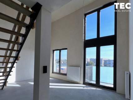 Antresola i salon razem 55 m , bez prowizji