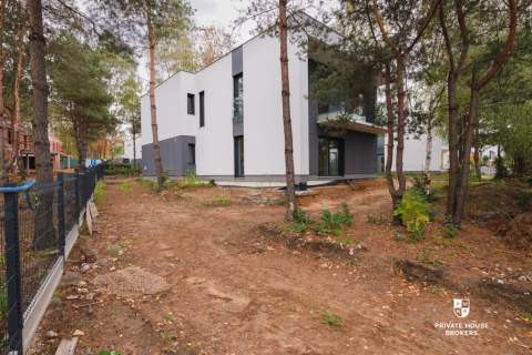 Miejska willa 241m2 10ar. SmartHome - Park Klonowy