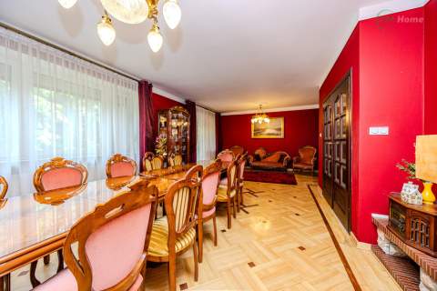 Targówek, dom mieszkalny, usługowy lub inwestycja.