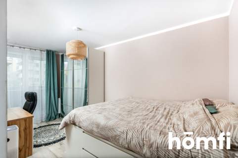 2 pokoje duży balkon garaż