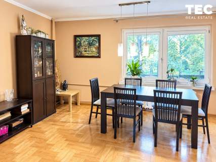 4 pokoje Balkon Oddzielna kuchnia