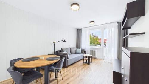 2 Pokoje Piwnica Balkon Duży parking Świetna lokalizacja