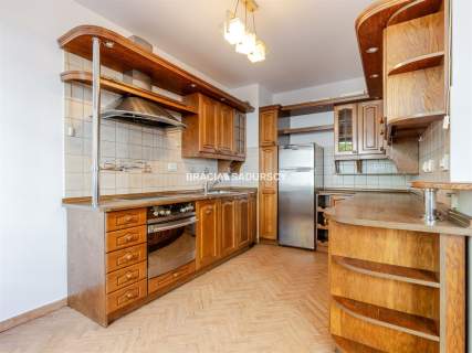 3 pokojowe z garażem