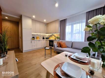 Apartament w centrum miasta z dużym tarasem
