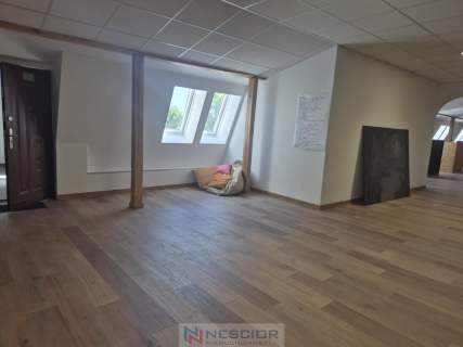 Lokal do wynajęcia 186 m2