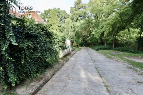3 pokoje 99 m2 z garażem i piwnicą 21 m2