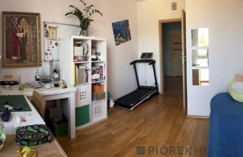 4-pokojowe mieszkanie w Rembertowie