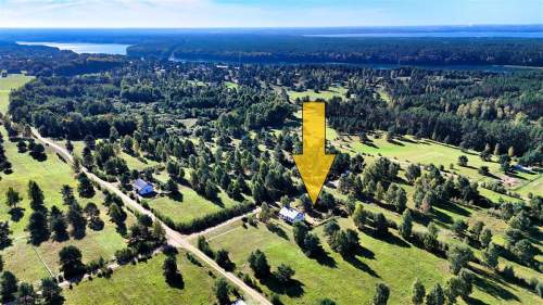 Dom blisko jeziora Dołgie działka 1163 m2.