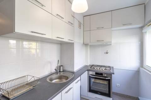 Lutomierska 2 pokoje po remoncie z balkonem