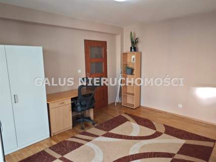 Marchołta - pokój do wynajęcia w mieszkaniu 3 pok.