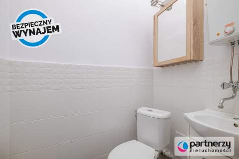 Lokal 60 m2, duże witryny, centrum Gdyni