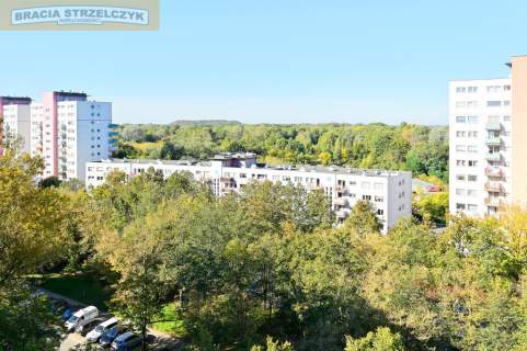 Trzypokojowe mieszkanie z pięknym widokiem na panoramę Bielan.