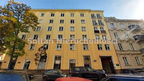 Wilcza CICHE 51m, winda, kamienica, po remoncie 
