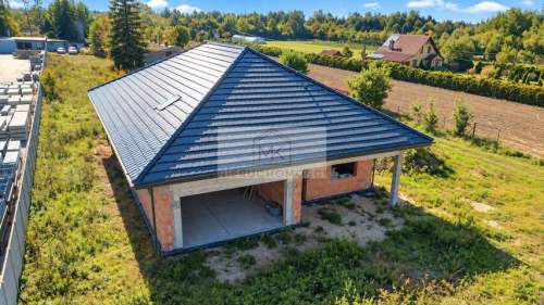 Dom wolnostojący, parterowy 183,63 m2 działka 979 m2 M