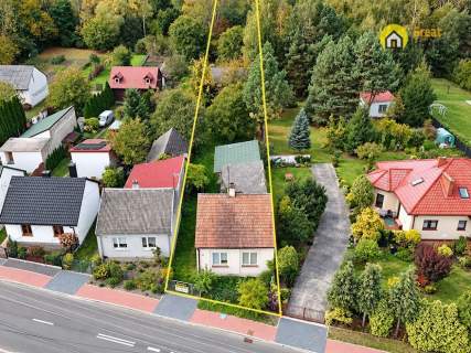 DOM 70 m DZIAŁKA 865 m 3 POKOJE OLEŚNICA