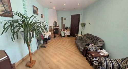 Wyjątkowe, 5-pokojowe mieszkanie w przedwojennej kamienicy, balkon.