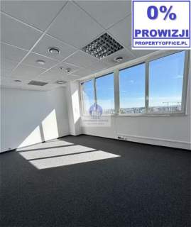 Włochy lokal biurowy 17,60m2 do wynajęcia