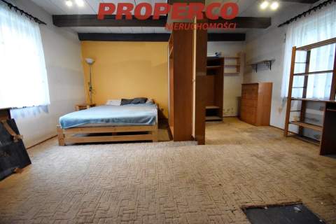 Dom, pow. ok. 80 m2, Promnik, gm. Strawczyn