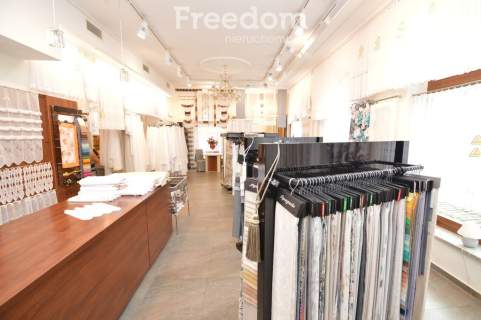 Lokal w centrum.