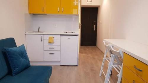 Jasna kawalerka w centrum - Legionów 75