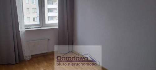 Trzy niezależne pokoje na Wilanowie z garażem.