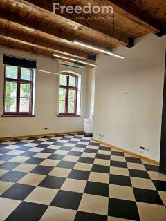 Twój biznes w loftowym wnętrzu Koszary Funka