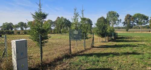Działka w Mechowie prostokątny kształt, ogrodzen