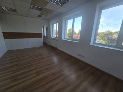 Wynajmę lokal biurowy 185,5m2 w Rzeszowie, ul. Lwowska