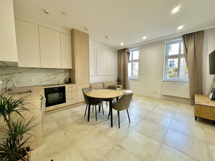 Centrum 2 pokoje Balkon Po remoncie