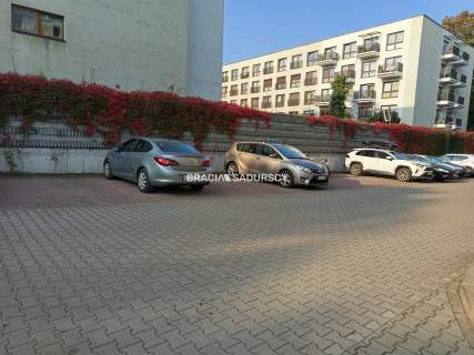 Ruczaj 52m2 2pok. oddzielna kuchnia 2 balkony