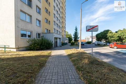 4 pokoje 72,8 m - 1piętro, Al.Warszawska