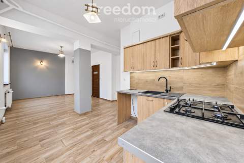 Bezczynszowe mieszkanie w centrum