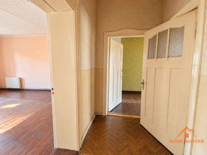 wysoki parter, balkon ,ogrzewanie miejskie, centrum