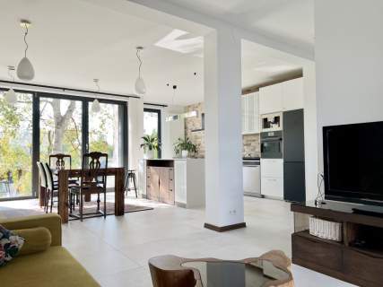 122 m2 5 Pokoi Ogród 70 m Taras 40 m 2xMP