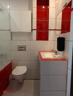 49,10 m 2 pokoje balkon osobna kuchnia dużo zieleni za oknem