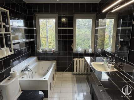 Bliźniak w Warszawie 137 m , 5 pokoi, działka 430