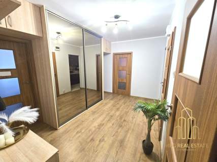 Stroma 1 piętro rodzinie 3 pokoje duży balkon