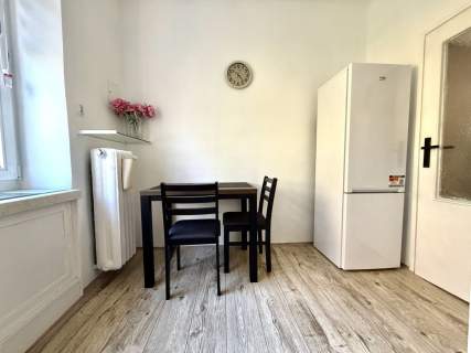 Osobna kuchnia Odświeżone Umeblowane Balkon