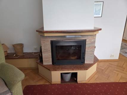 solidny dom z 3 mieszkaniami w centrum Rumi w spokojnej lokalizacji