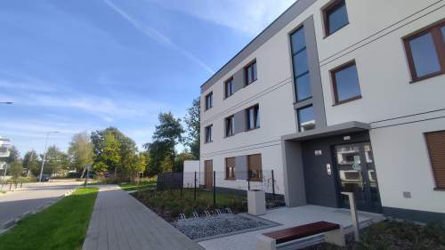 DO WYNAJĘCIA 3 pokoje balkon, klima PIERWSZY NAJEM
