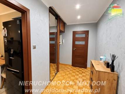 Gotowe do zamieszkania M-3 na Osiedlu Wschód, duży balkon.